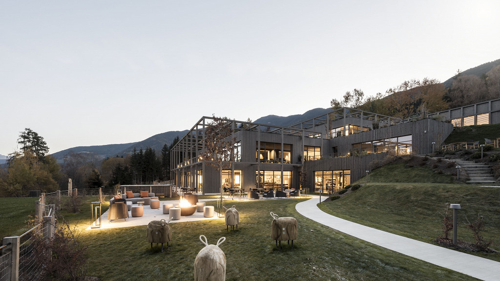 Betriebsbesichtigung AKI Family Resort Plose